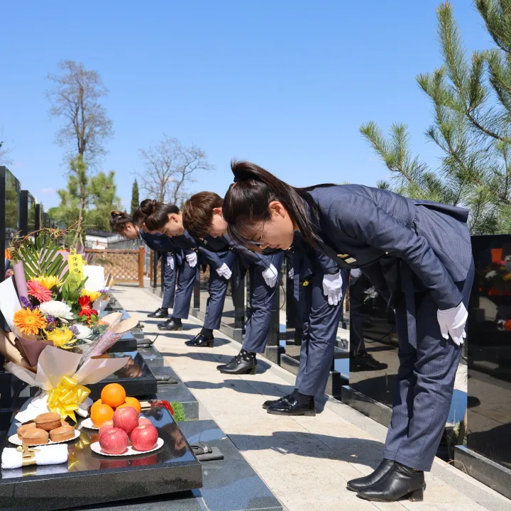 沈阳墓园父亲节代祭扫服务：父爱如山，思念若海！