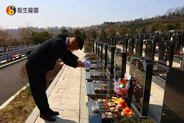 沈阳龙生墓园