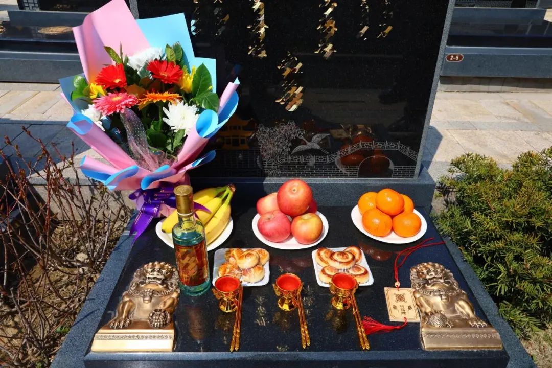 母亲节代祭服务,沈阳龙生墓园以专业守护每一份牵挂